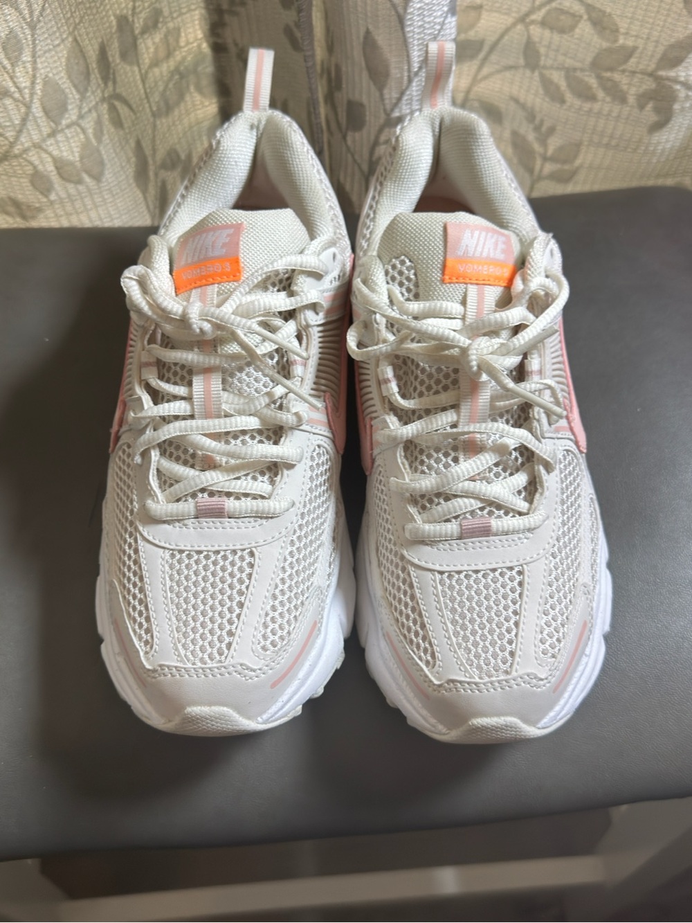 Nike Kids White & Light Pink Mesh Lace-Up Sneakers